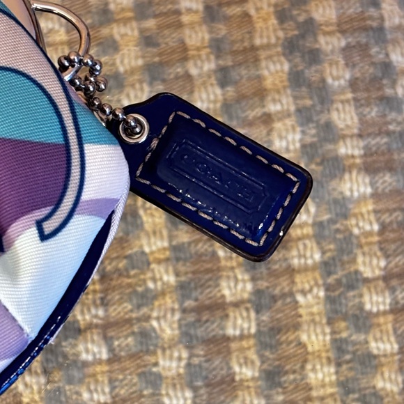 Coach Kisslock Coin Purse - Picture 2 of 6